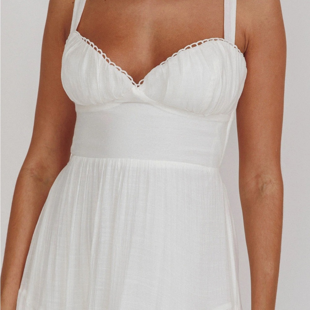 Elegant White Women's Dress